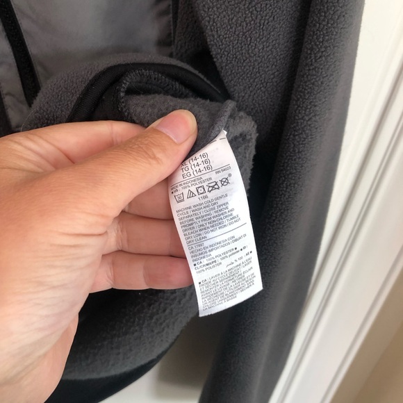Old Navy youth grey fleece zip jacket - Picture 10 of 10
